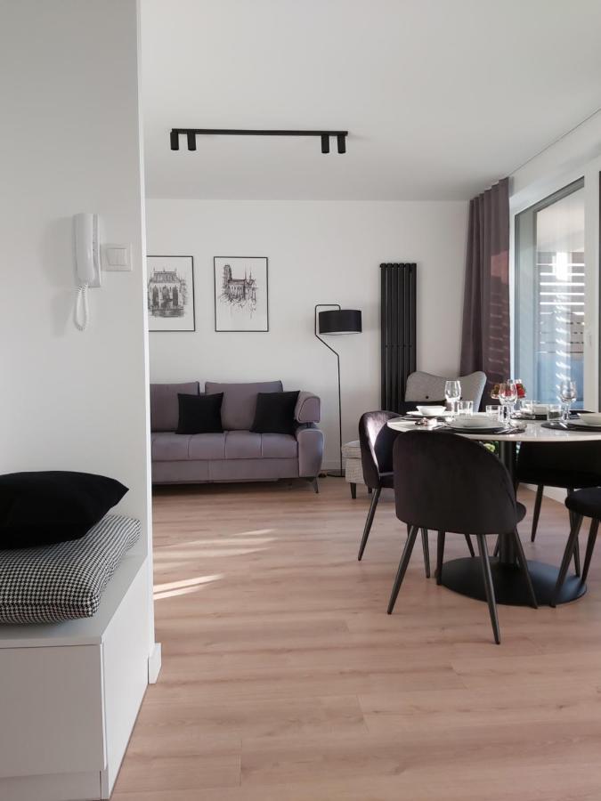 Apartament 150 Zaspa Vvita Z Prywatnym Ogrodem I Tarasem 그단스크 외부 사진