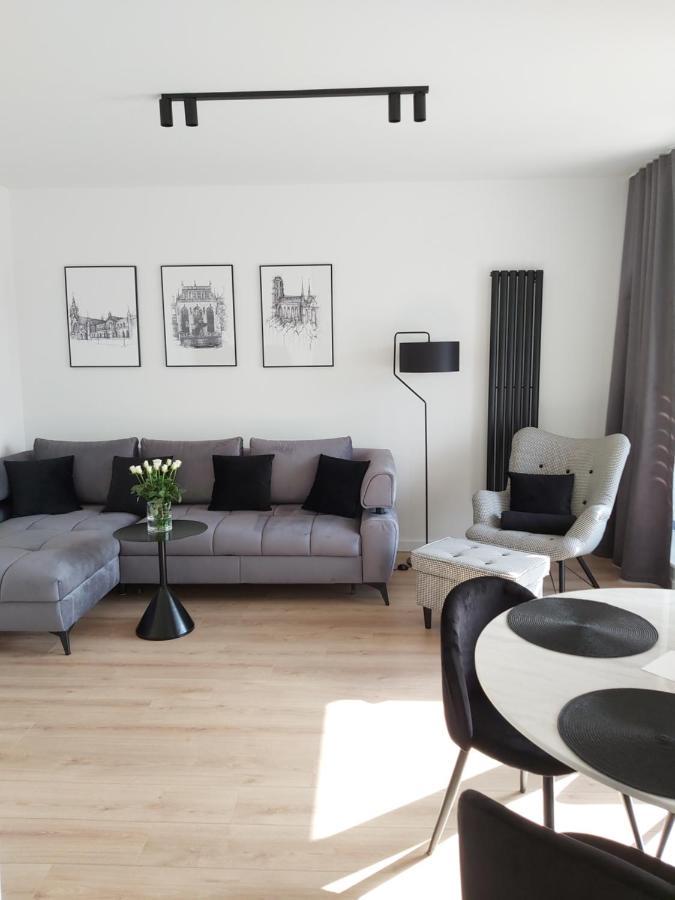 Apartament 150 Zaspa Vvita Z Prywatnym Ogrodem I Tarasem 그단스크 외부 사진